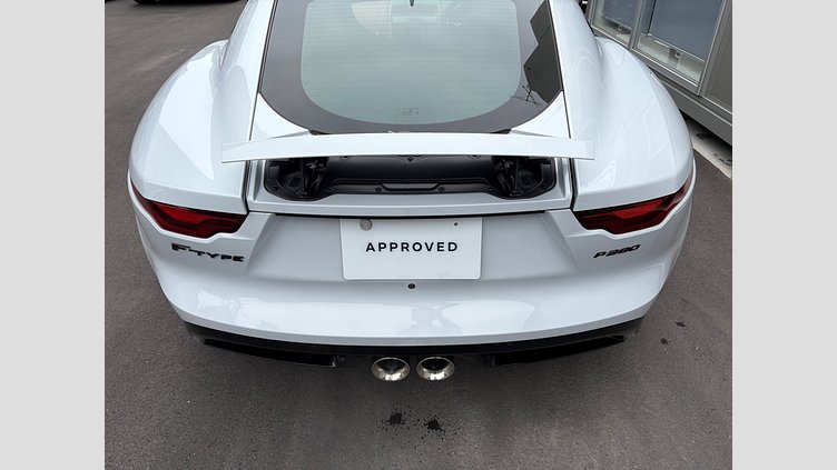2021 認定中古車 Jaguar F-Type ユーロンホワイト P380 オートマチック 後輪駆動 F-TYPEクーペ R-DYNAMIC