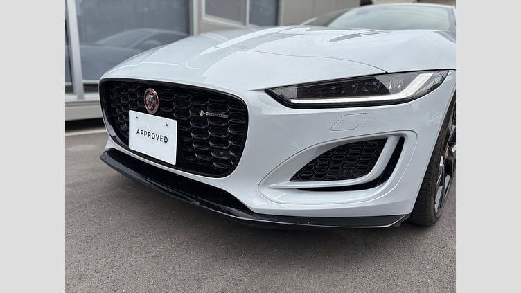 2021 認定中古車 Jaguar F-Type ユーロンホワイト P380 オートマチック 後輪駆動 F-TYPEクーペ R-DYNAMIC