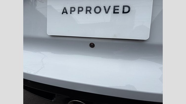 2021 認定中古車 Jaguar F-Type ユーロンホワイト P380 オートマチック 後輪駆動 F-TYPEクーペ R-DYNAMIC