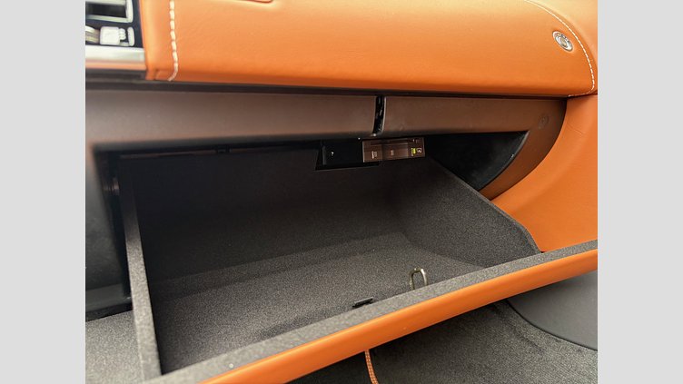 2021 認定中古車 Jaguar F-Type ユーロンホワイト P380 オートマチック 後輪駆動 F-TYPEクーペ R-DYNAMIC