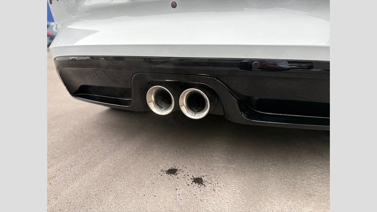 2021 認定中古車 Jaguar F-Type ユーロンホワイト P380 オートマチック 後輪駆動 F-TYPEクーペ R-DYNAMIC