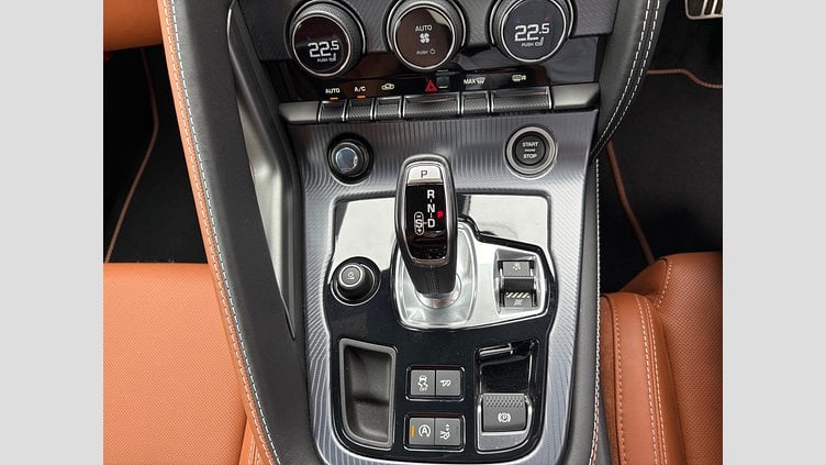 2021 認定中古車 Jaguar F-Type ユーロンホワイト P380 オートマチック 後輪駆動 F-TYPEクーペ R-DYNAMIC