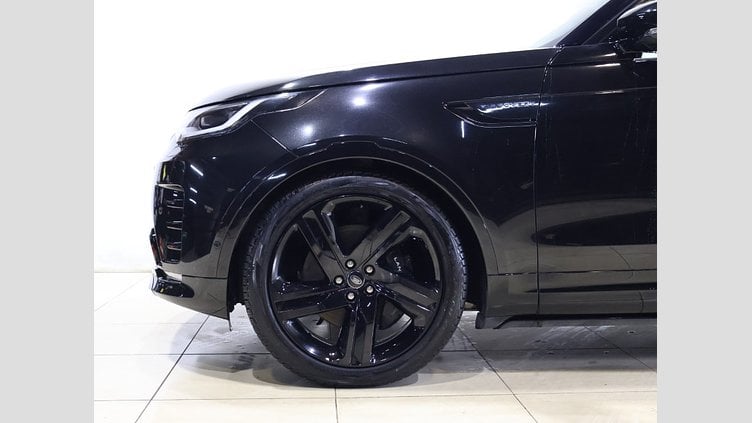 2024 認定中古車 Land Rover Discovery サントリーニブラック D300マイルドハイブリッド（ディーゼル） スタンダードホイールベース Metropolitan Edition