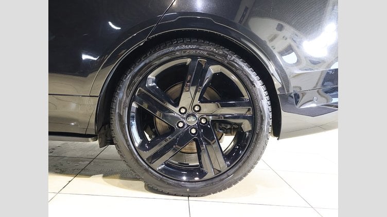 2024 認定中古車 Land Rover Discovery サントリーニブラック D300マイルドハイブリッド（ディーゼル） スタンダードホイールベース Metropolitan Edition