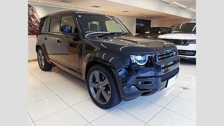 2024 認定中古車 Land Rover Defender 110 サントリーニブラック P525 AWD (AT) V8