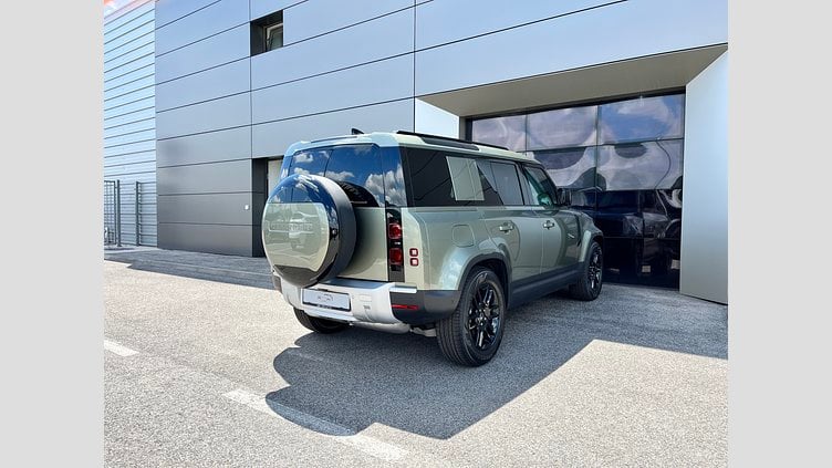 2025 SKLADOVÉ VOZIDLÁ Land Rover Defender 110 Zelená Pangea D200 MHEV AUTOMAT AWD  S