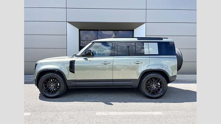 2025 SKLADOVÉ VOZIDLÁ Land Rover Defender 110 Zelená Pangea D200 MHEV AUTOMAT AWD  S