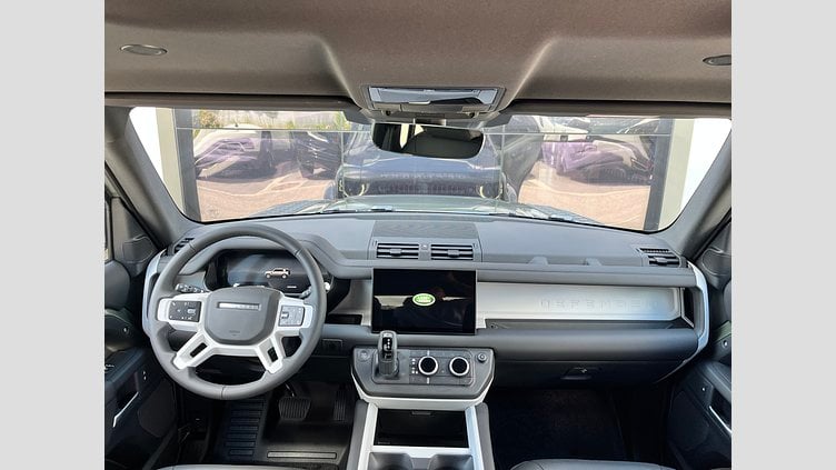 2025 SKLADOVÉ VOZIDLÁ Land Rover Defender 110 Zelená Pangea D200 MHEV AUTOMAT AWD  S