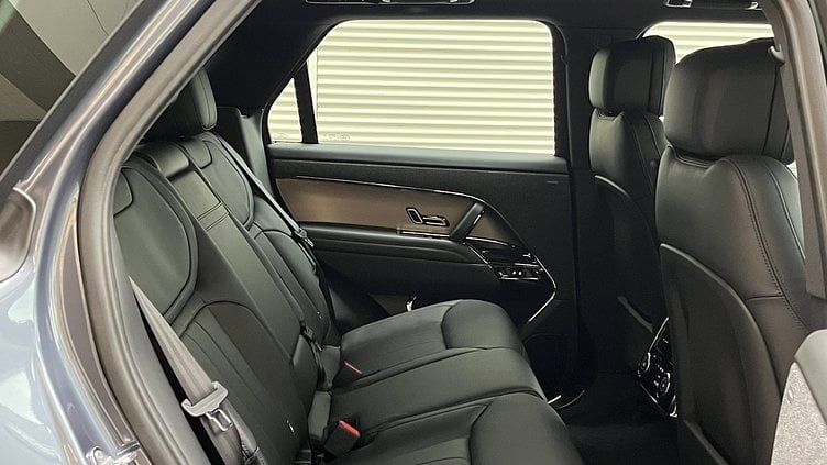 2025 新車 Land Rover Range Rover Sport (1EH) Varesine Blue 瓦雷澤藍 P400 Petrol Mild Hybrid Dynamic SE