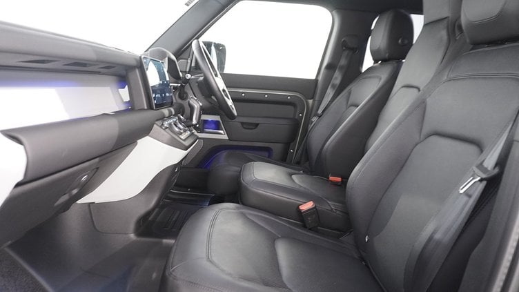 2024 Approved Land Rover Defender 110 GREEN D300 SE