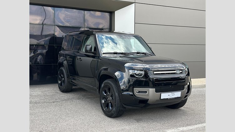 2025 SKLADOVÉ VOZIDLÁ Land Rover Defender 110 Čierna Santorini D200 AWD AUTOMAT MHEV X-Dynamic SE