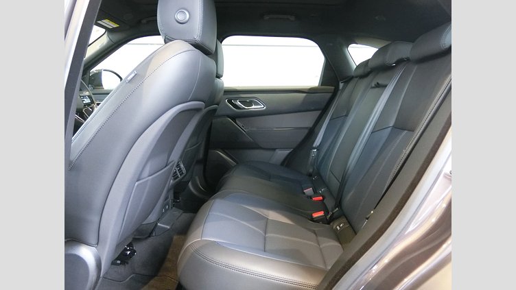 2025 認定中古車 Land Rover Range Rover Velar シャラントグレイ D200マイルドハイブリッド（ディーゼル） スタンダードホイールベース Dynamic SE