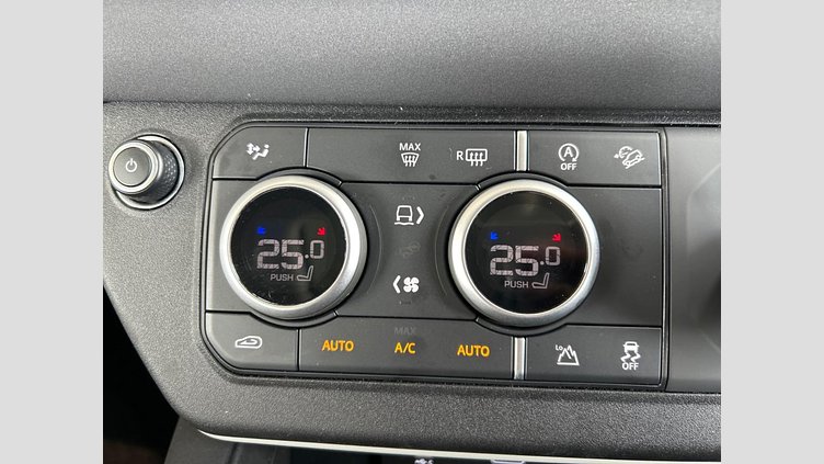2023 認定中古車 Land Rover Defender 110 フジホワイト D300 AWD（AT） S