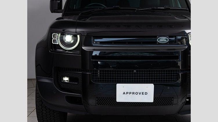 2023 認定中古車 Land Rover Defender 110 サントリーニブラック D300 AWD（AT） S