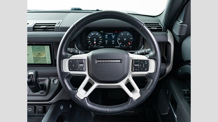 2023 認定中古車 Land Rover Defender 110 サントリーニブラック D300 AWD（AT） S