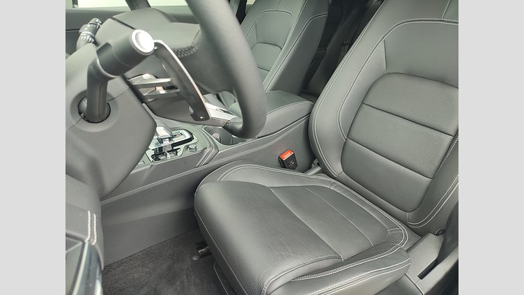2024 Approved/Jazdené Jaguar E-Pace Eiger Grey AWD 2.0 I4 D165 MHEV R-Dynamic SE AWD