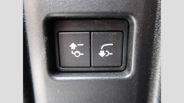 2023 認定中古車 Land Rover Defender 110 サントリーニブラック D300 AWD（AT） S