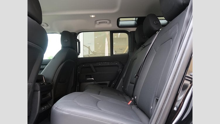 2023 認定中古車 Land Rover Defender 110 サントリーニブラック D300 AWD（AT） S