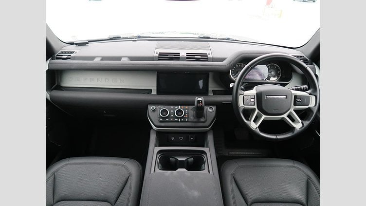 2023 認定中古車 Land Rover Defender 110 サントリーニブラック D300 AWD（AT） S