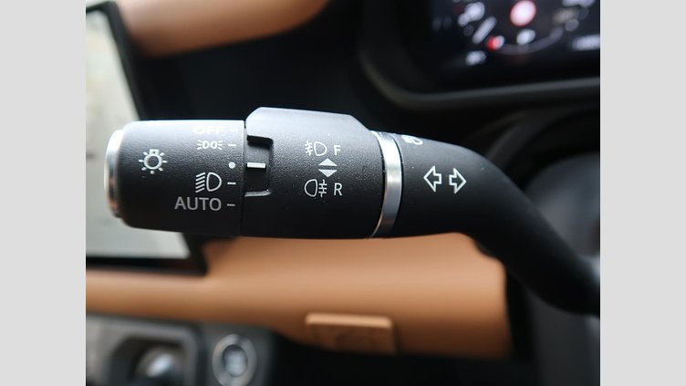 2024 認定中古車 Land Rover Defender 110 サントリーニブラック D300 AWD（AT） X