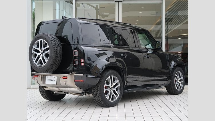 2024 認定中古車 Land Rover Defender 110 サントリーニブラック D300 AWD（AT） X