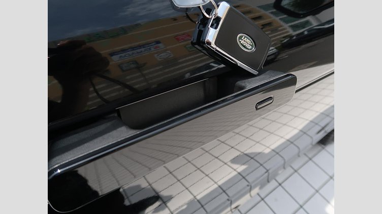 2020 認定中古車 Land Rover Range Rover Evoque ナルヴィックブラック P200 S