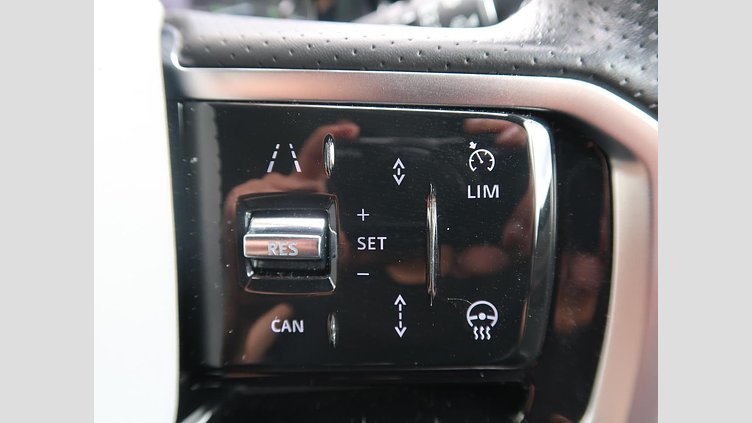 2023 認定中古車 Land Rover Range Rover Evoque ソウルパールシルバー P250 AWD（オートマチック） BRONZE EDITION