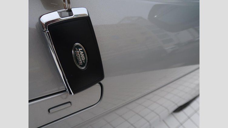 2023 認定中古車 Land Rover Range Rover Evoque ソウルパールシルバー P250 AWD（オートマチック） BRONZE EDITION