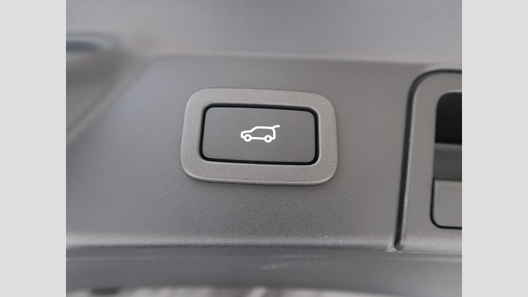2024 認定中古車 Land Rover Range Rover Velar カルパチアングレイ D200マイルドハイブリッド（ディーゼル） Standard Wheelbase Dynamic SE