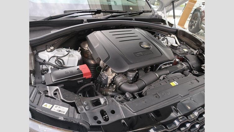 2024 認定中古車 Land Rover Range Rover Velar カルパチアングレイ D200マイルドハイブリッド（ディーゼル） Standard Wheelbase Dynamic SE