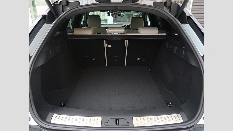 2024 認定中古車 Land Rover Range Rover Velar カルパチアングレイ D200マイルドハイブリッド（ディーゼル） Standard Wheelbase Dynamic SE