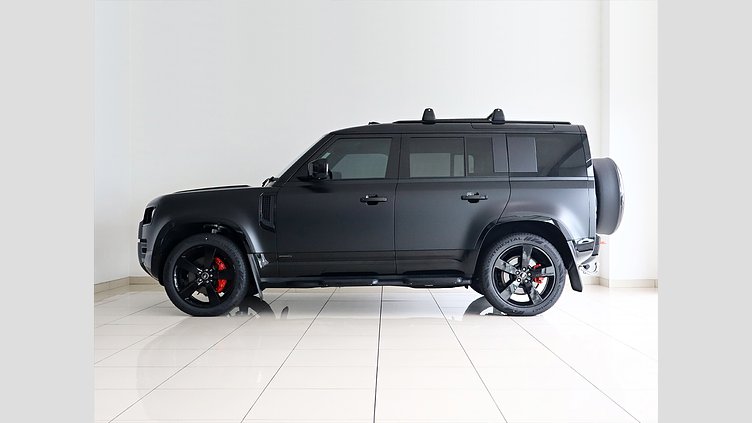 2025 New Land Rover Defender 110 Santorini Black AWD X