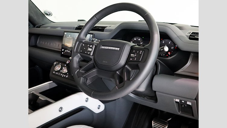 2025 New Land Rover Defender 110 Santorini Black AWD X