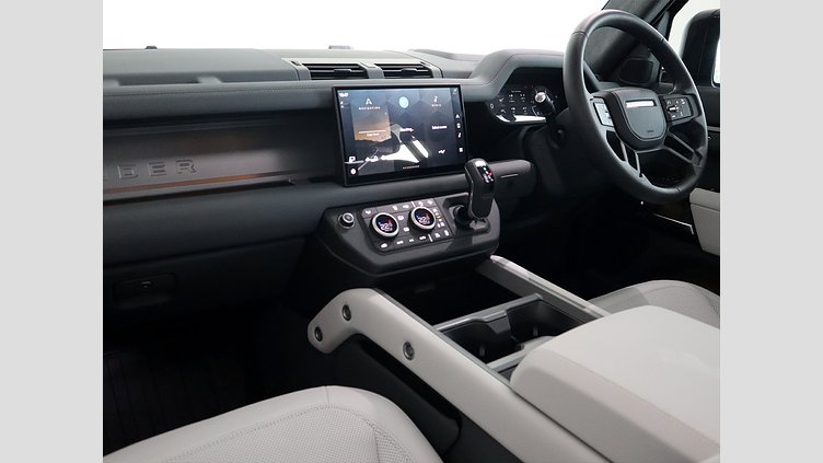 2025 New Land Rover Defender 110 Santorini Black AWD X