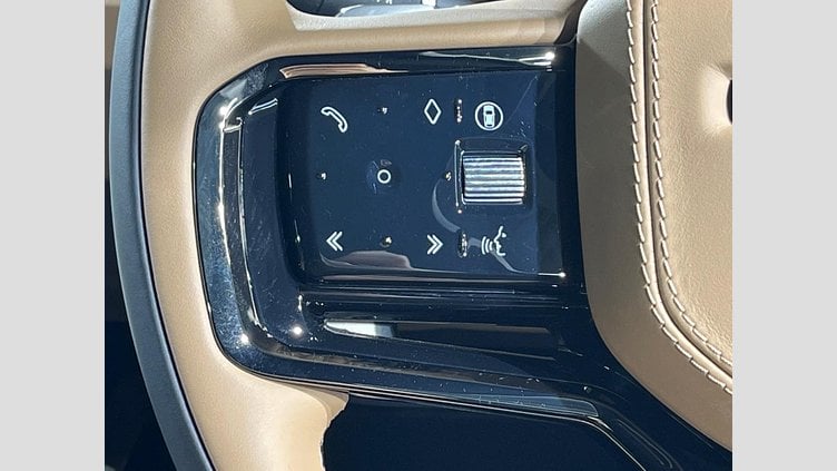 2024 認定中古車 Land Rover Range Rover Sport ジオラグリーン D300マイルドハイブリッド スタンダードホイールベース Dynamic HSE