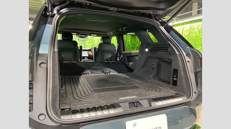 2024 認定中古車 Land Rover Range Rover Sport ジオラグリーン D300マイルドハイブリッド スタンダードホイールベース Dynamic HSE