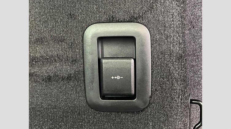 2024 認定中古車 Land Rover Range Rover Sport ジオラグリーン D300マイルドハイブリッド スタンダードホイールベース Dynamic HSE