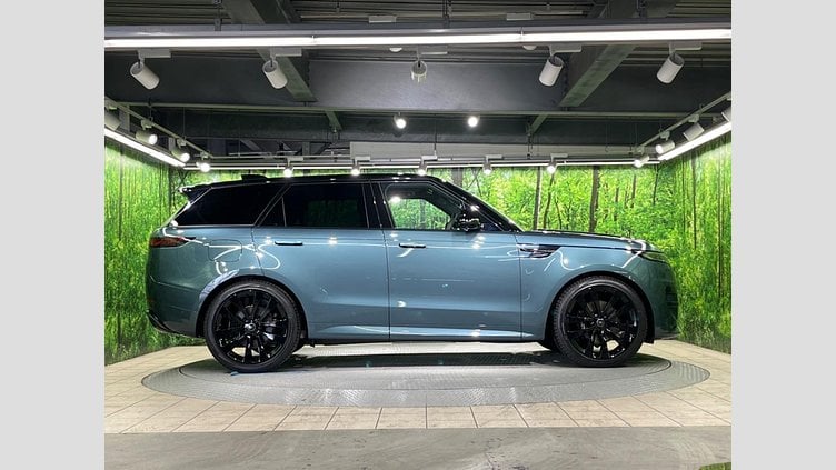2024 認定中古車 Land Rover Range Rover Sport ジオラグリーン D300マイルドハイブリッド スタンダードホイールベース Dynamic HSE