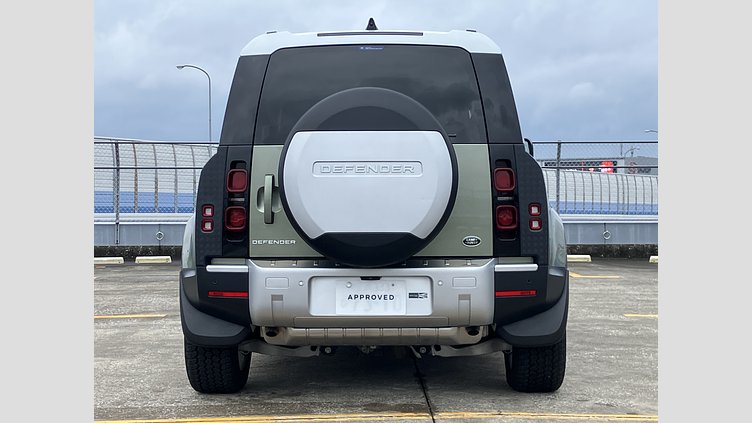 2021 認定中古車 Land Rover Defender 110 パンゲアグリーン P300 AWD（AT） SE
