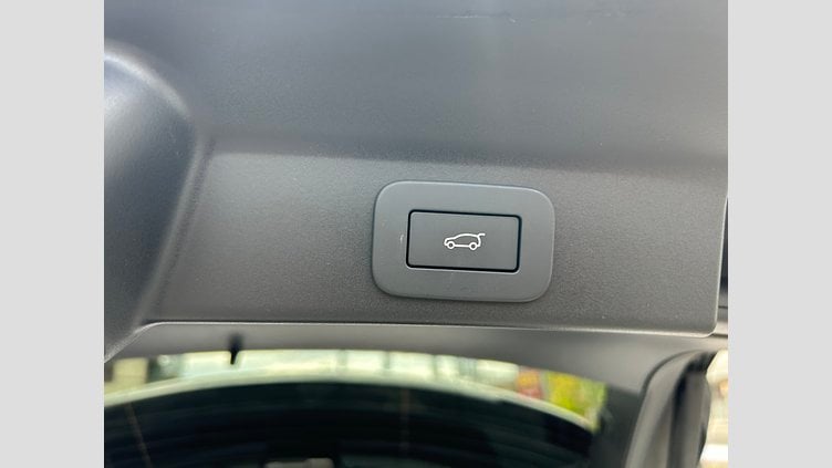 2025 認定中古車 Jaguar F-Pace オストゥーニパールホワイト D200 AWD（オートマチック）MHEV R-DYNAMIC SE