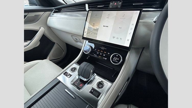 2025 認定中古車 Jaguar F-Pace オストゥーニパールホワイト D200 AWD（オートマチック）MHEV R-DYNAMIC SE