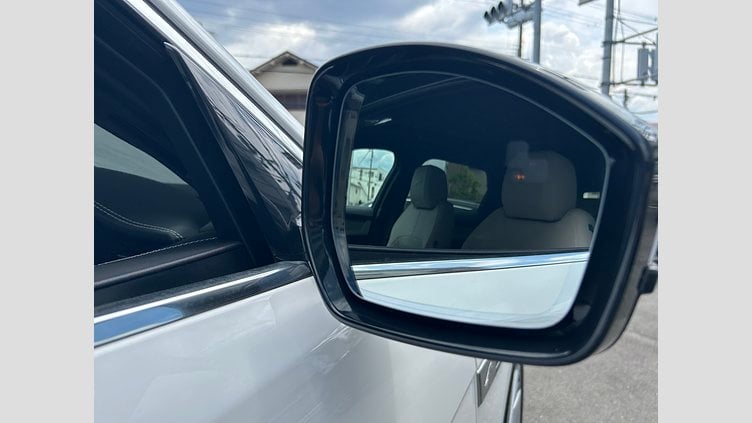 2025 認定中古車 Jaguar F-Pace オストゥーニパールホワイト D200 AWD（オートマチック）MHEV R-DYNAMIC SE