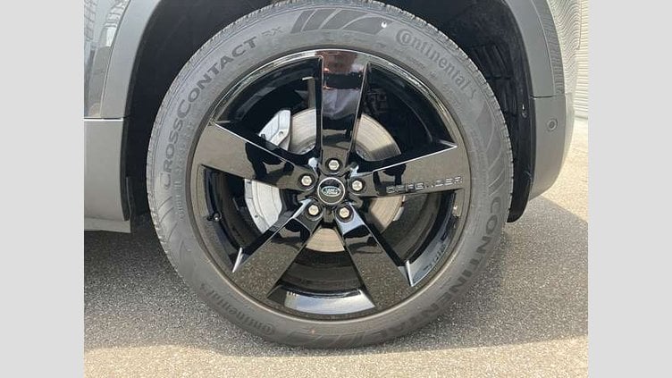 2024 認定中古車 Land Rover Defender 130 カルパチアングレイ D300 AWD（AT） SE
