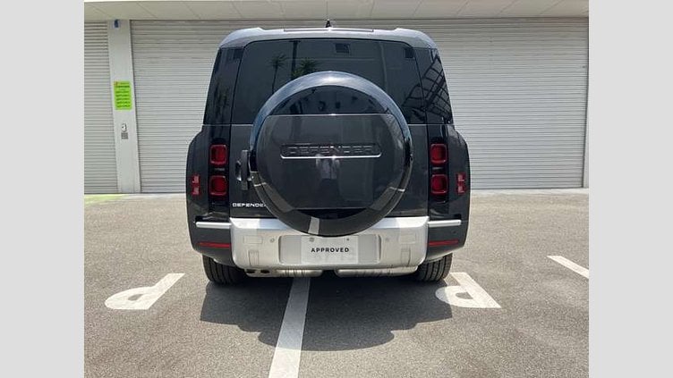2024 認定中古車 Land Rover Defender 130 カルパチアングレイ D300 AWD（AT） SE