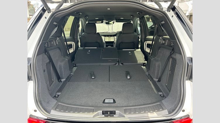 2024 認定中古車 Land Rover Discovery Sport オストゥーニパールホワイト P250（ガソリン） 標準ホイール DYNAMIC SE