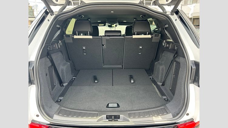 2024 認定中古車 Land Rover Discovery Sport オストゥーニパールホワイト P250（ガソリン） 標準ホイール DYNAMIC SE