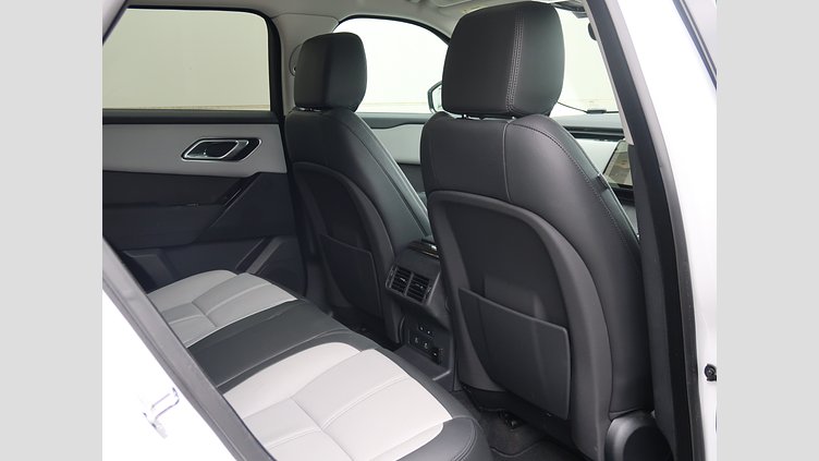 2025 認定中古車 Land Rover Range Rover Velar オストゥーニパールホワイト P400eプラグインハイブリッド（ガソリン） スタンダードホイールベース Dynamic SE