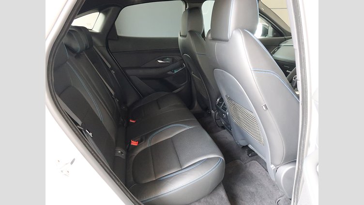 2018 認定中古車 Jaguar E-Pace フジ ホワイト D180 オートマチック全輪駆動 R-DYNAMIC S