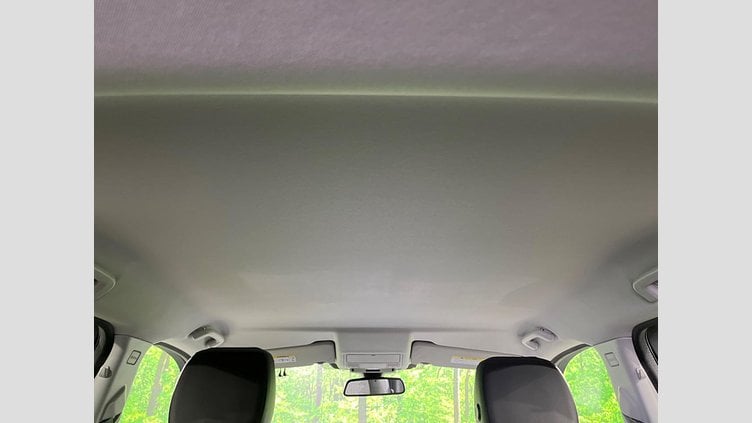 2019 認定中古車 Land Rover Discovery Sport Fuji White 2.0 litre i4D Diesel ラグビーワールドカップ２０１９エディション