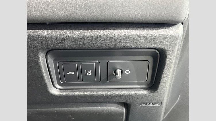 2019 認定中古車 Land Rover Discovery Sport Fuji White 2.0 litre i4D Diesel ラグビーワールドカップ２０１９エディション